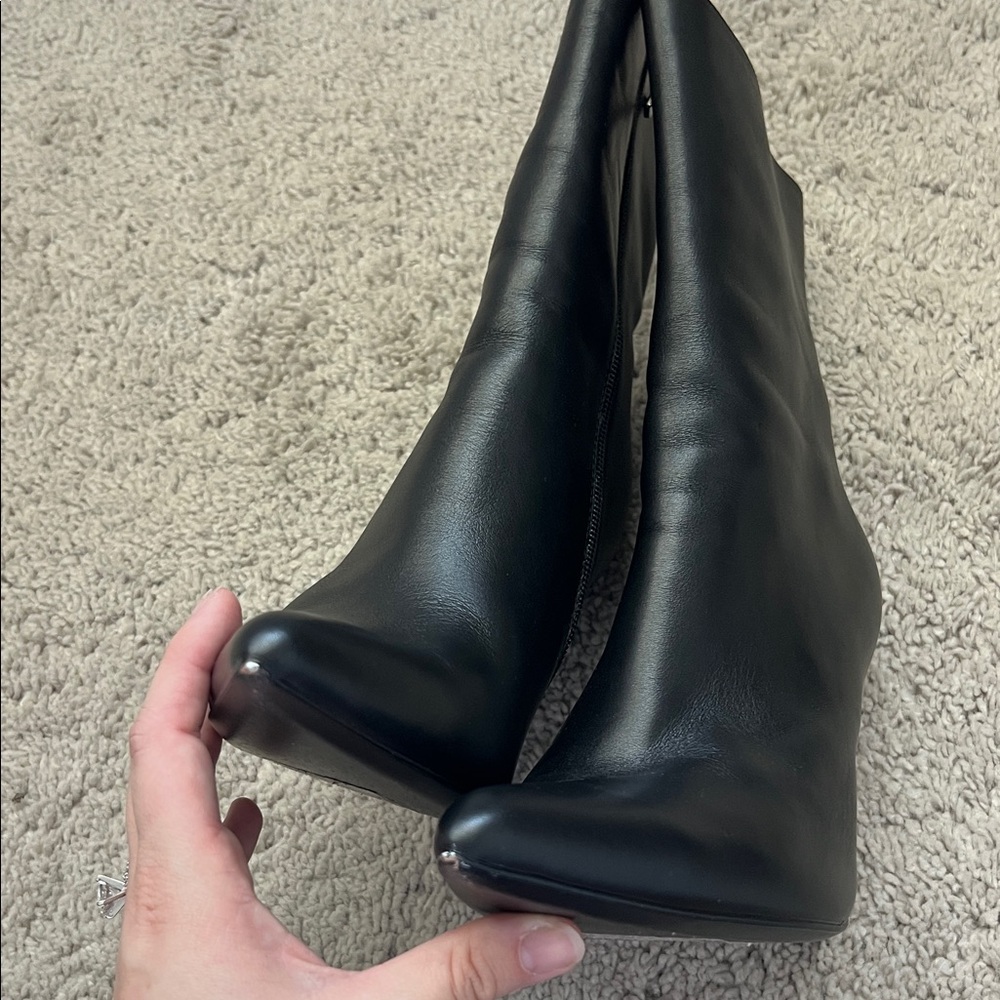 Yves Saint Laurent Black Heeled Boots - Picture 3 of 7